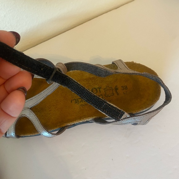 Naot Women's Dorith In Silver Threads Leather - 38 - Picture 10 of 11